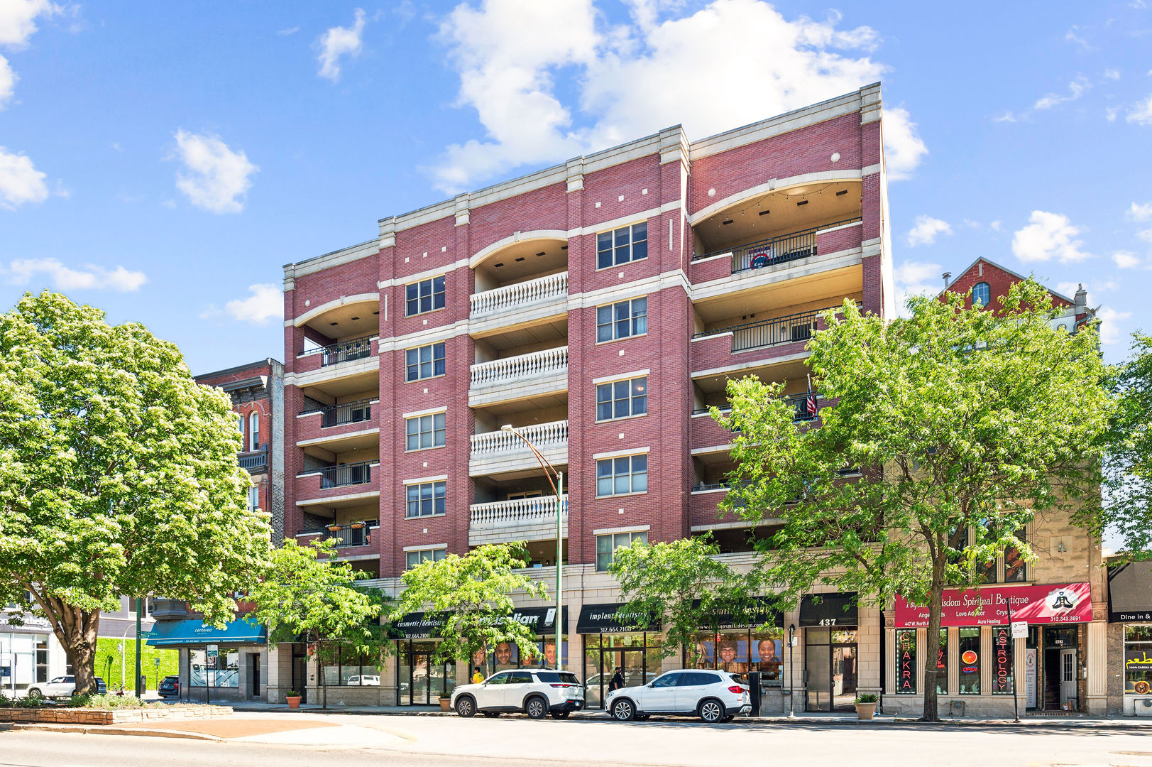 437 West North Avenue, Unit 405, Chicago, IL 60610 | Compass