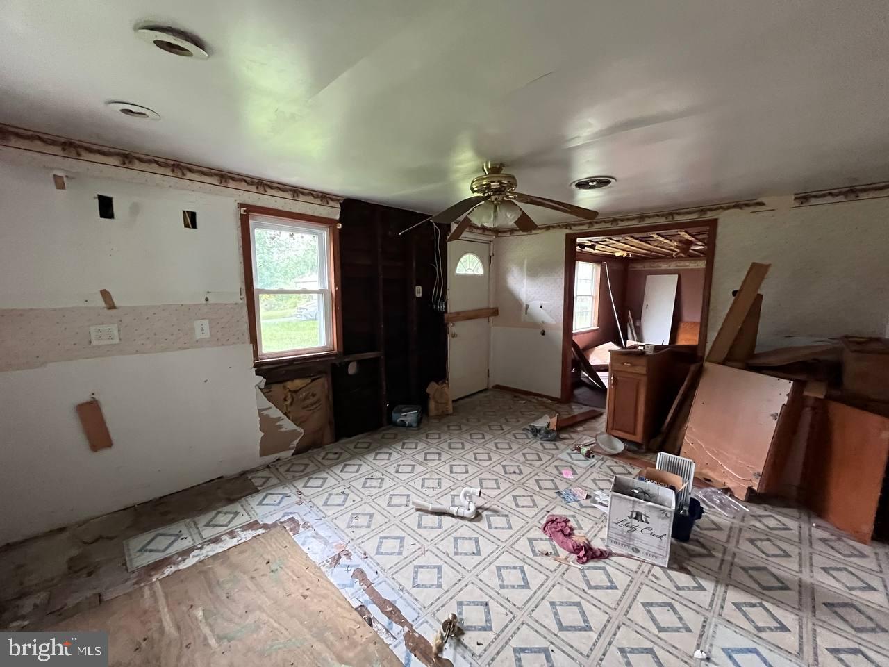 132 Thomas Road New Castle, PA 16101 - Photo 31 of 51