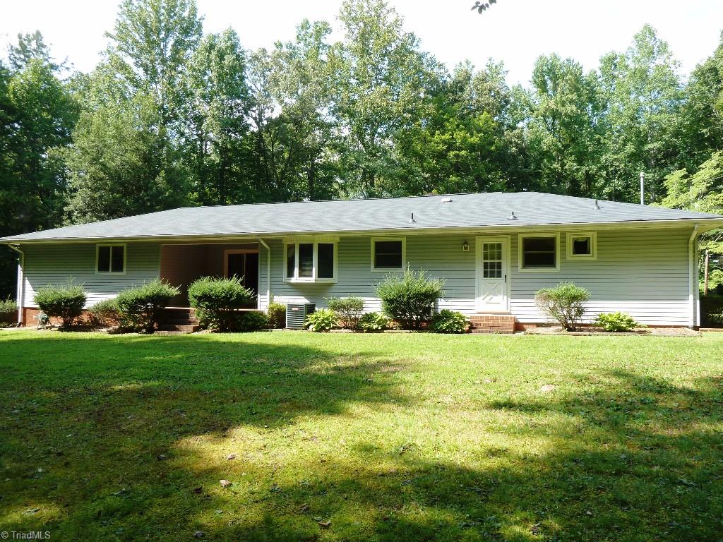142 Jack Young Road Lexington, NC 27292 - Photo 2 of 30 Exterior Rear
