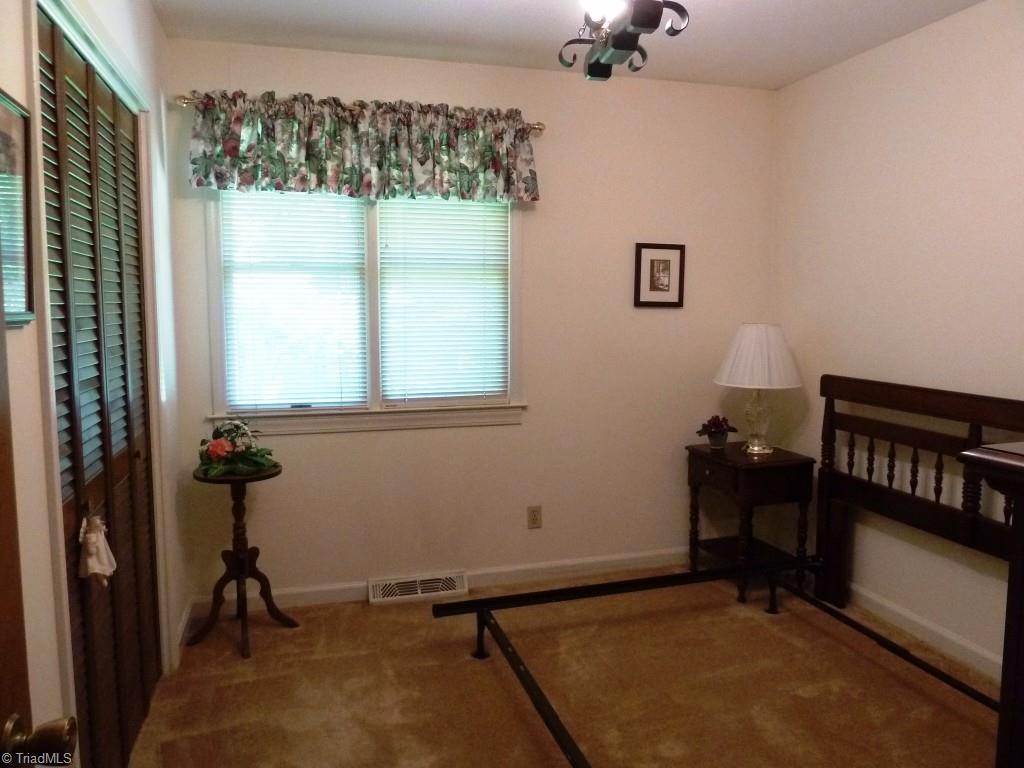 142 Jack Young Road Lexington, NC 27292 - Photo 17 of 30 2nd Bedroom