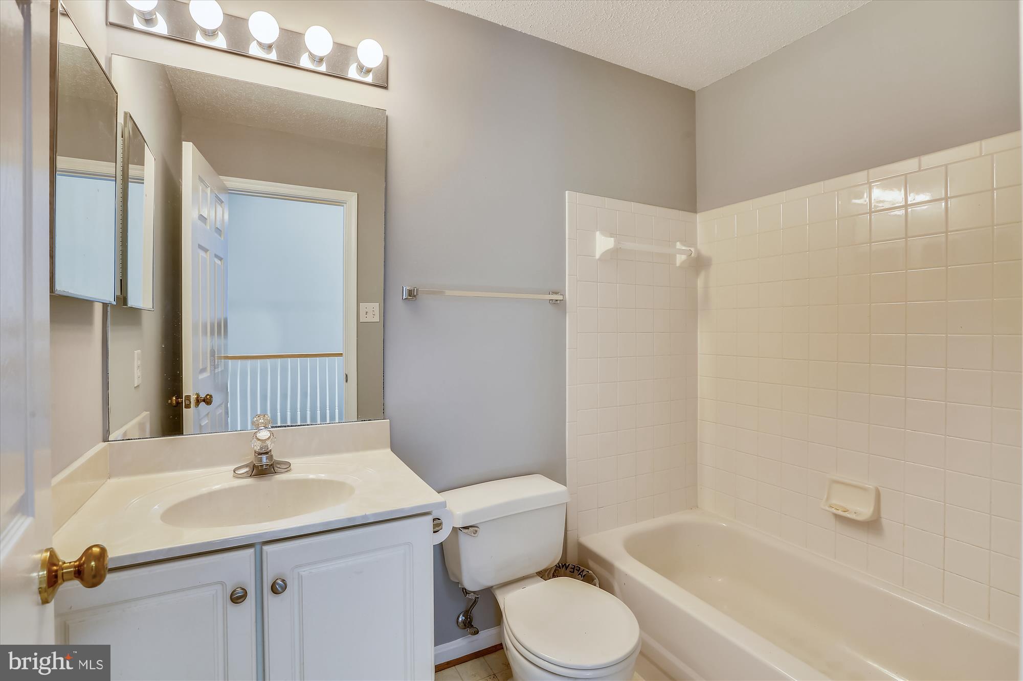 2336 Cold Meadow Way Silver Spring, MD 20906 - Photo 13 of 28 Gallery Image 13