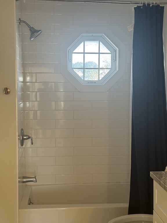 31 Hampton Circle, Unit 1 Hull, MA 02045 - Photo 14 of 18 Gallery Image 14