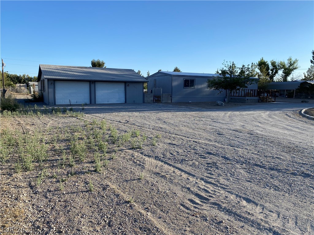 1451 West Wilson Road Pahrump, NV 89048 - Photo 3 of 27 Gallery Image 3