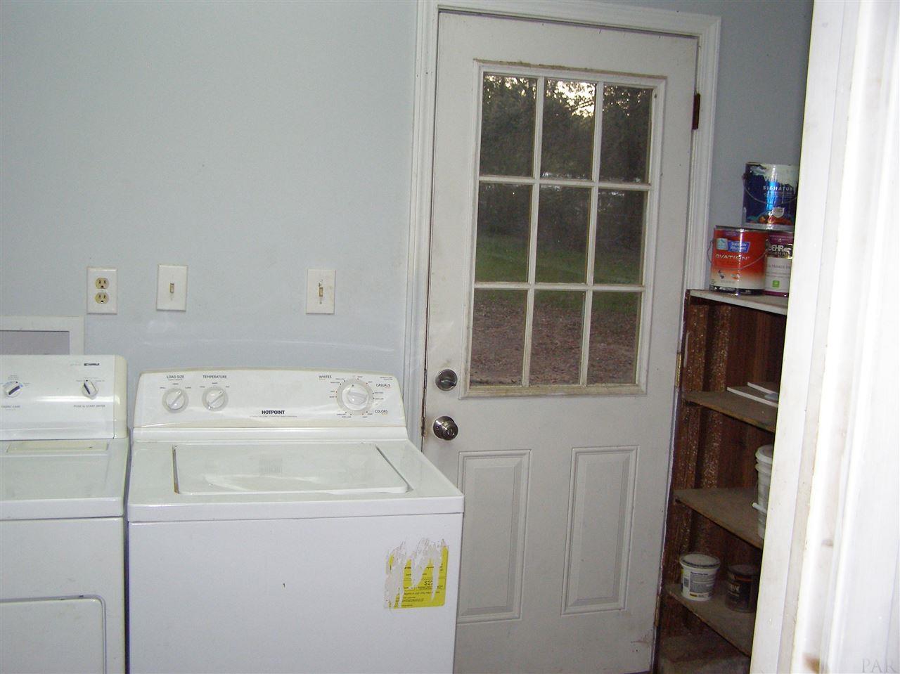 4245 Reinsma Road Milton, FL 32583 - Photo 11 of 17 Gallery Image 11