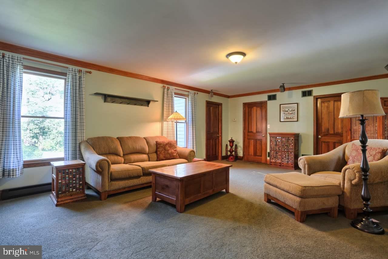 1934 Oberlin Road Harrisburg, PA 17111 - Photo 8 of 25 Gallery Image 8