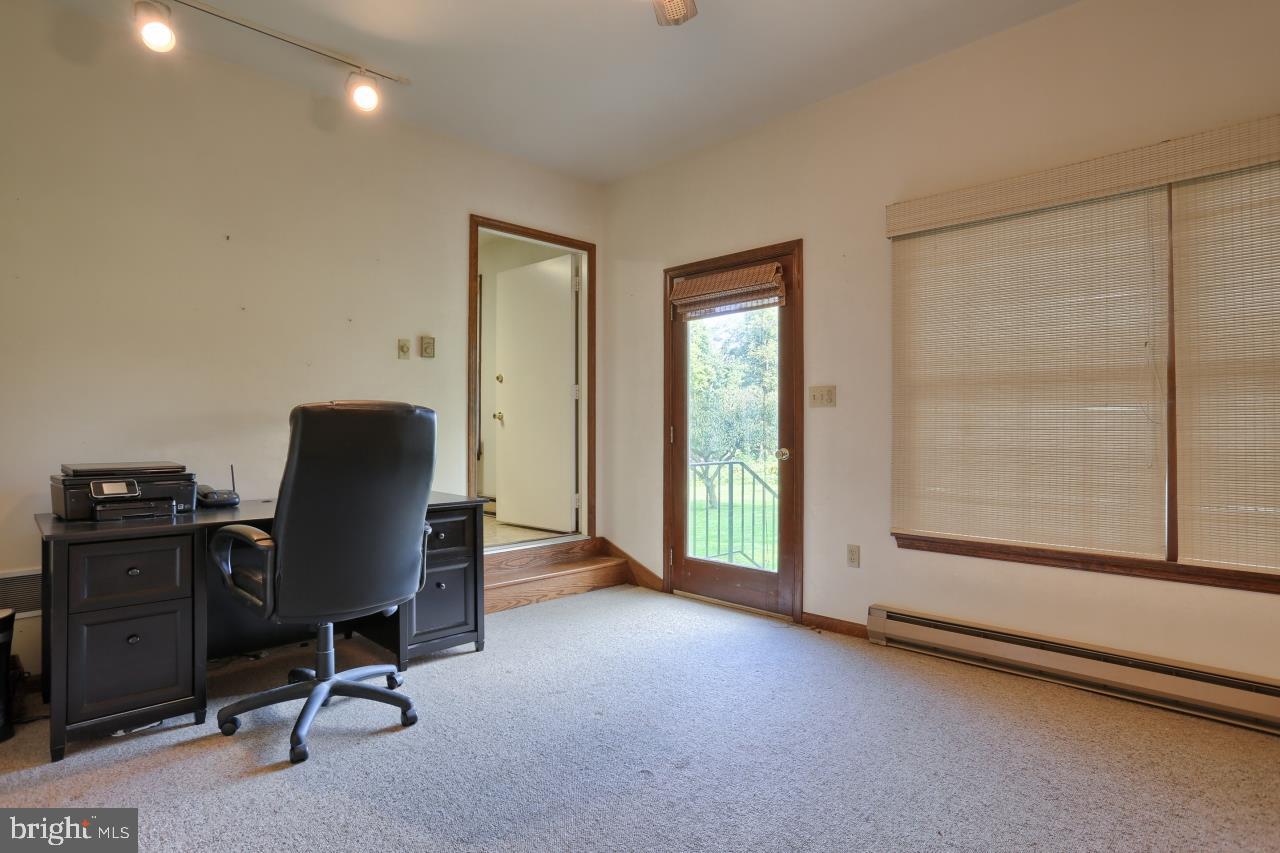 1934 Oberlin Road Harrisburg, PA 17111 - Photo 10 of 25 Gallery Image 10