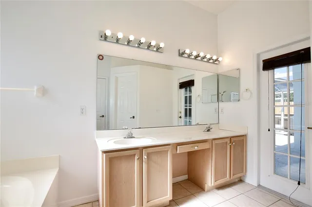 $525,000 | 654 King Harold Court, Oviedo, FL 32765