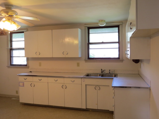 63 South 3120th Road West Kankakee, IL 60901 - Photo 6 of 12