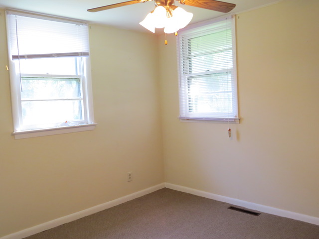 63 South 3120th Road West Kankakee, IL 60901 - Photo 8 of 12