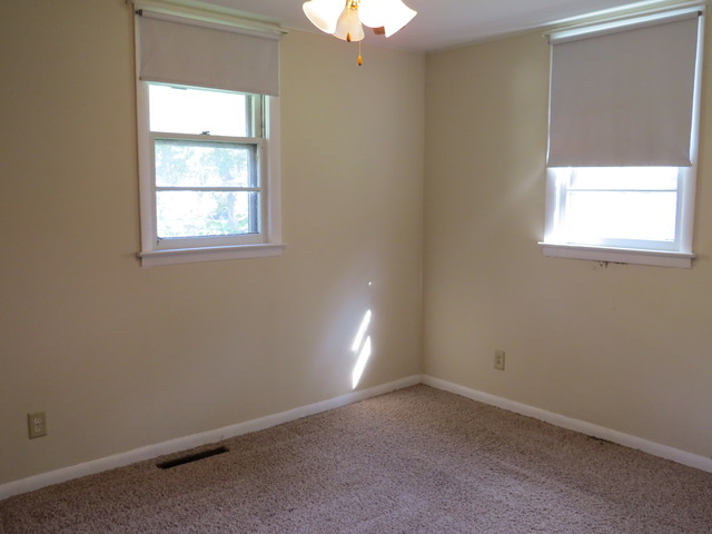 63 South 3120th Road West Kankakee, IL 60901 - Photo 10 of 12