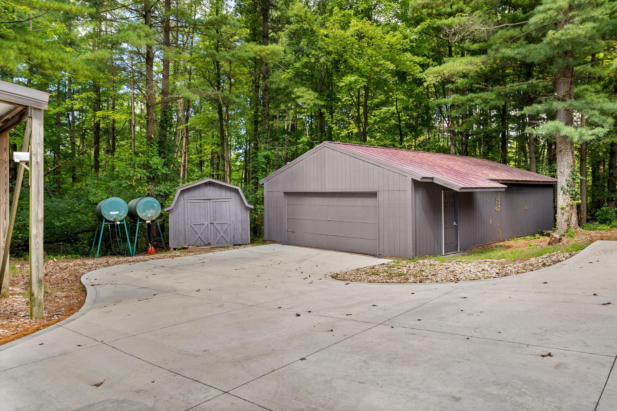583 Wiles Road Mansfield, OH 44903 - Photo 32 of 39 ext-outbuilding-2
