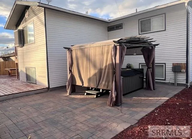 $365,000 | 210 Spruce Street, Shelley, ID 83274