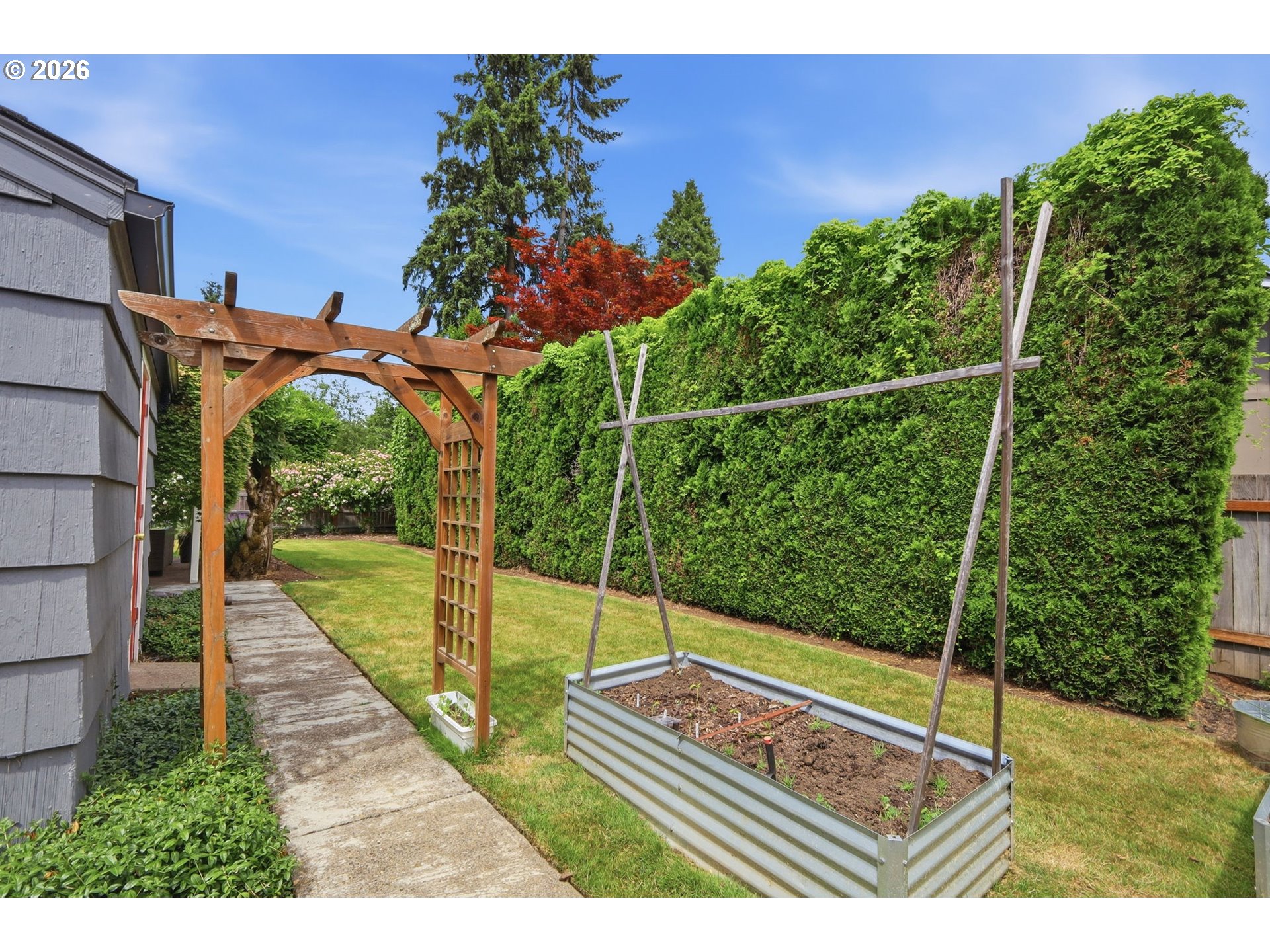 2290 Sandy Drive Eugene, OR 97401 - Photo 32 of 45