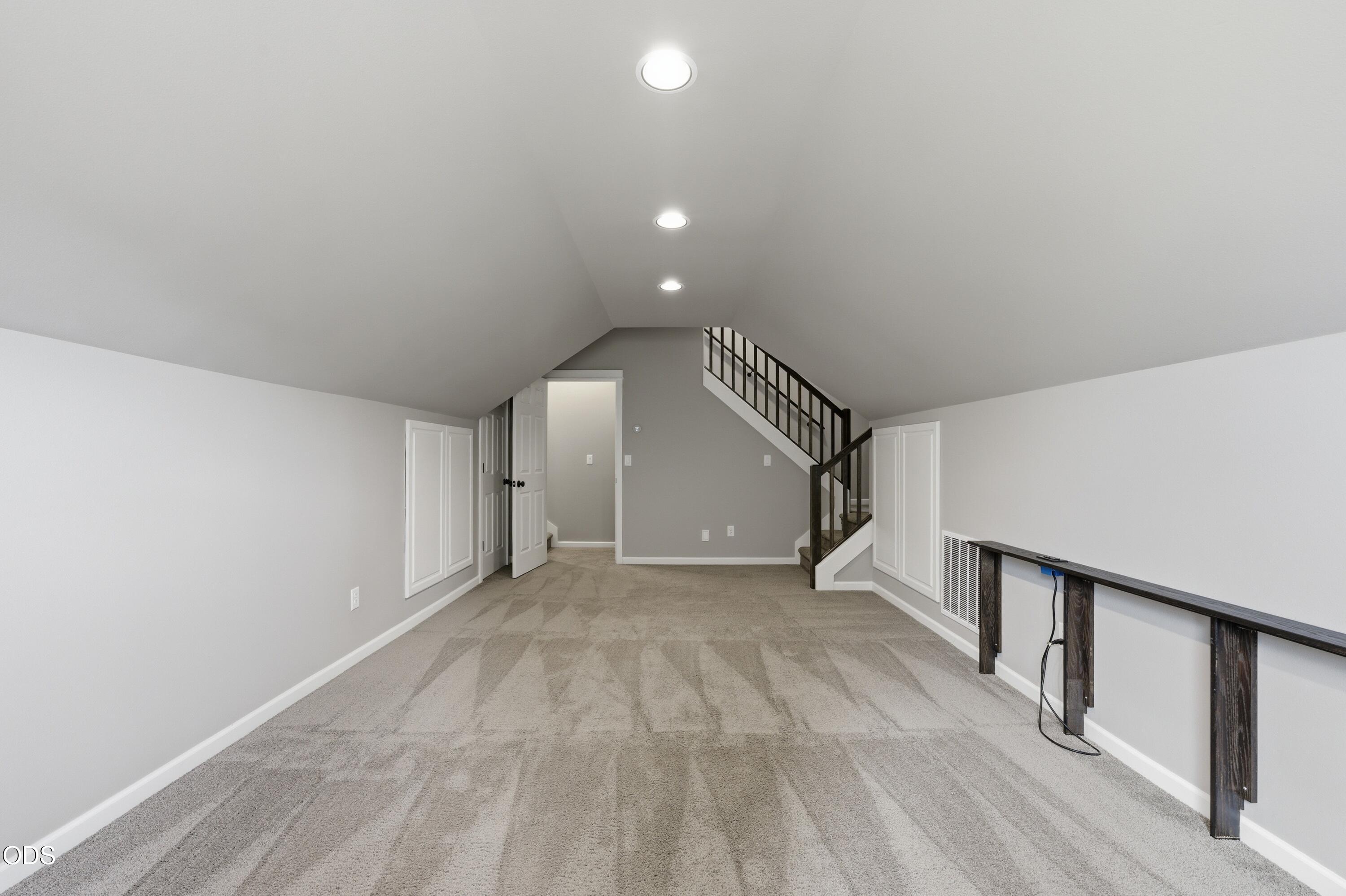 62719 Hawkview Road Bend, OR 97701 - Photo 28 of 55