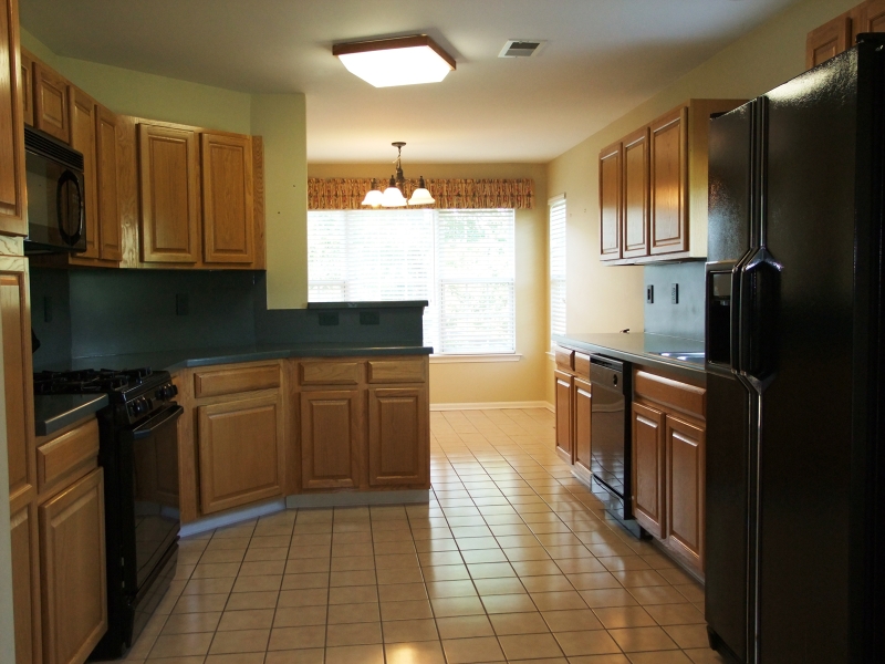 12 Roxiticus Court Annandale, NJ 08801 - Photo 3 of 23
