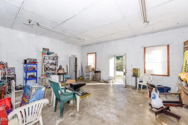 $249,900 | 463 Lovers Lane, Townsend, TN 37882