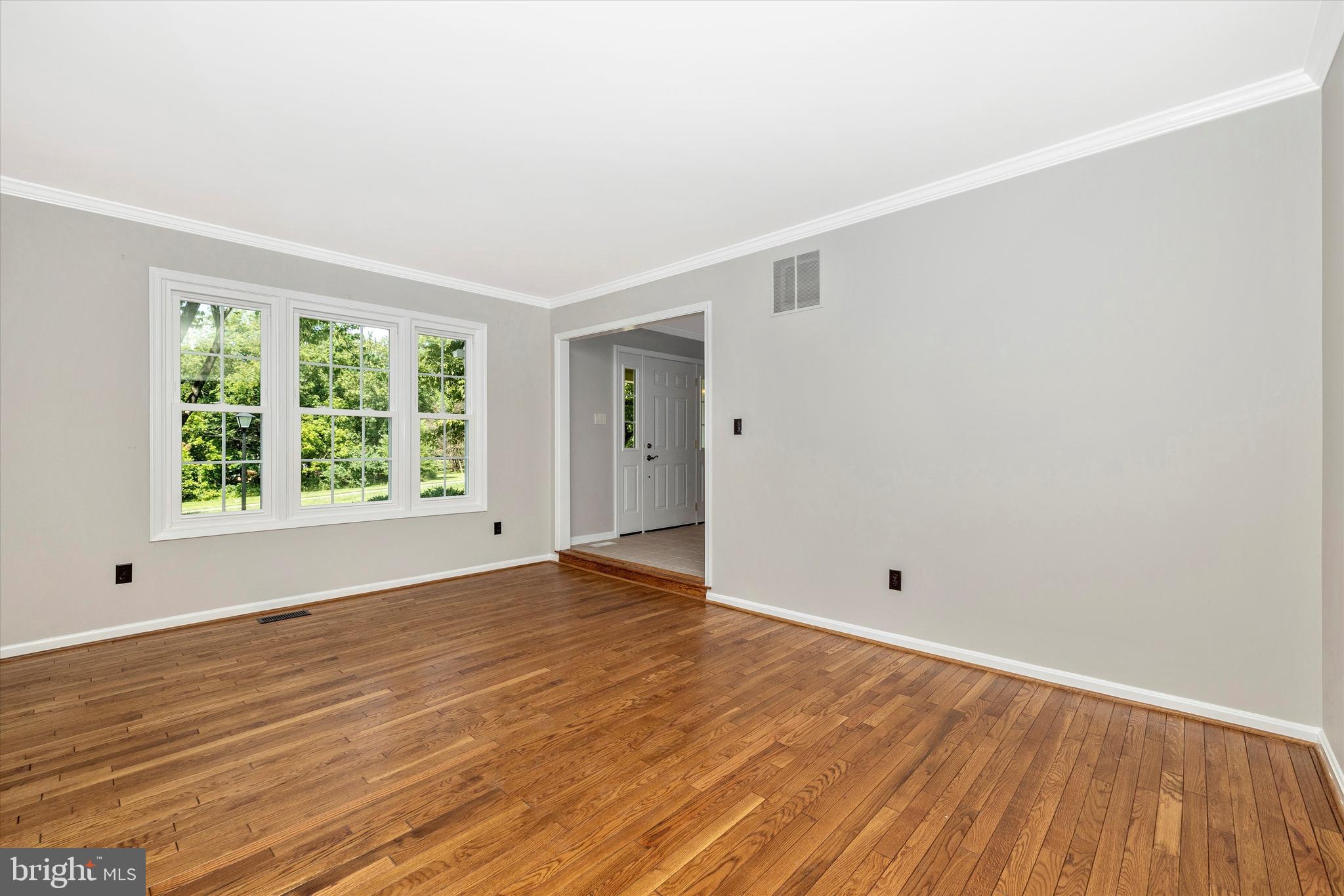 14028 Eternity Road Germantown, MD 20874 - Photo 11 of 40 Another view of living room from family room