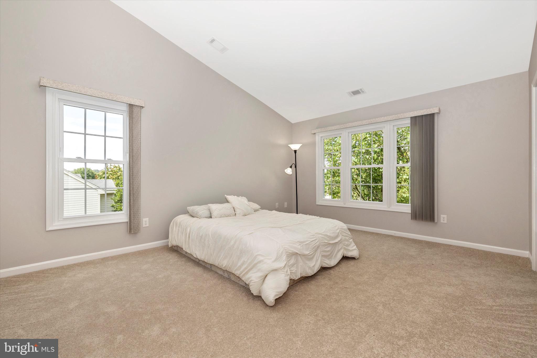 14028 Eternity Road Germantown, MD 20874 - Photo 14 of 40 Primary Bedroom