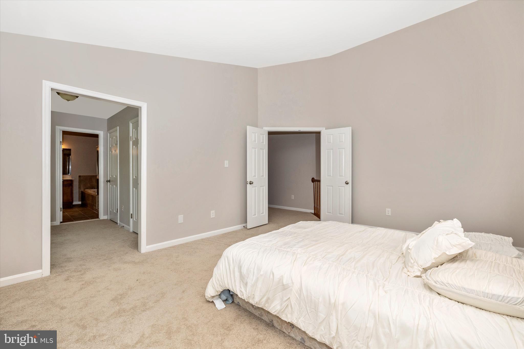 14028 Eternity Road Germantown, MD 20874 - Photo 15 of 40 Another view of primary bedroom