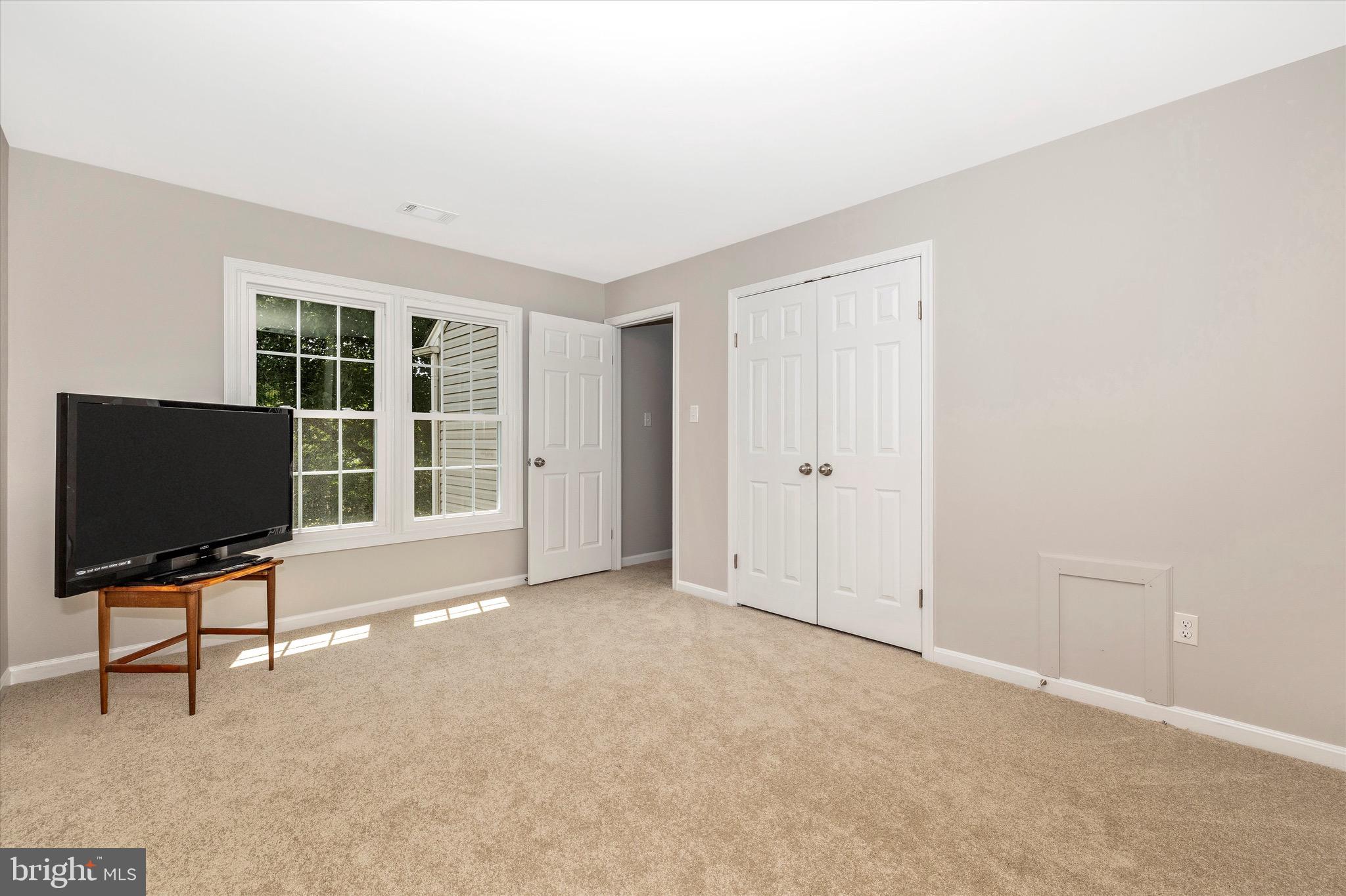 14028 Eternity Road Germantown, MD 20874 - Photo 22 of 40 Bedroom 4