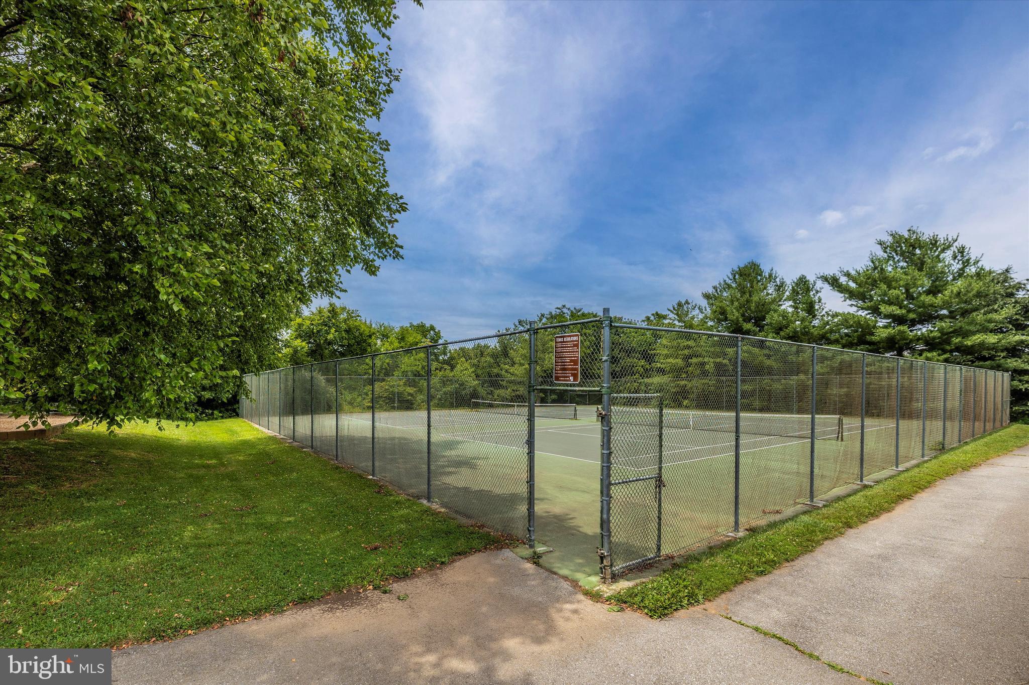 14028 Eternity Road Germantown, MD 20874 - Photo 36 of 40 Leaman Farm tennis courts