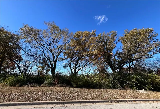 $120,000 | Lot 76 Ridge Road, Parkville, MO 64152