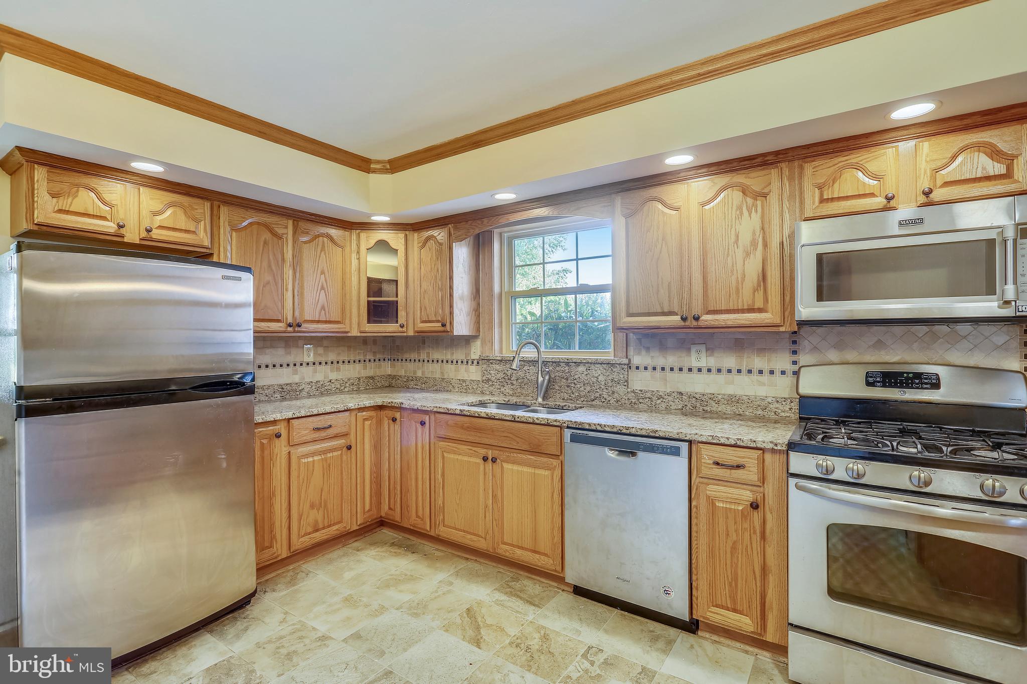 19121 Bloomfield Road Olney, MD 20832 - Photo 10 of 30