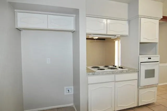 $2,095 | 3921 Olympia Street, Irving, TX 75062