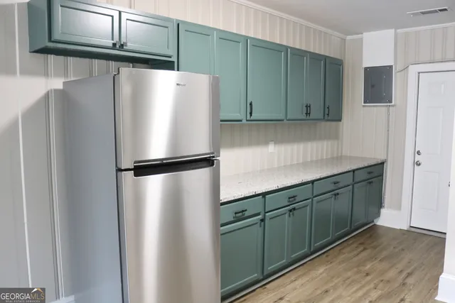 $1,500 | 118 1/2 Dougherty Street, LaGrange, GA 30241