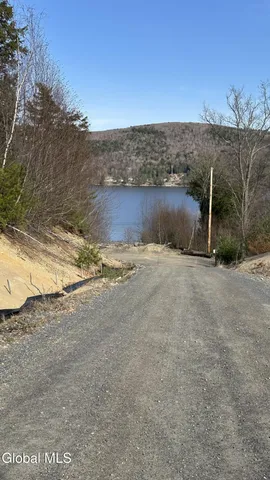 $199,900 | 48 Saratoga Avenue, Edinburg, NY 12835