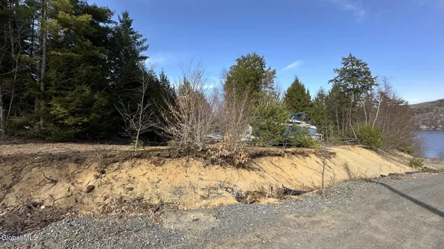 $199,900 | 48 Saratoga Avenue, Edinburg, NY 12835