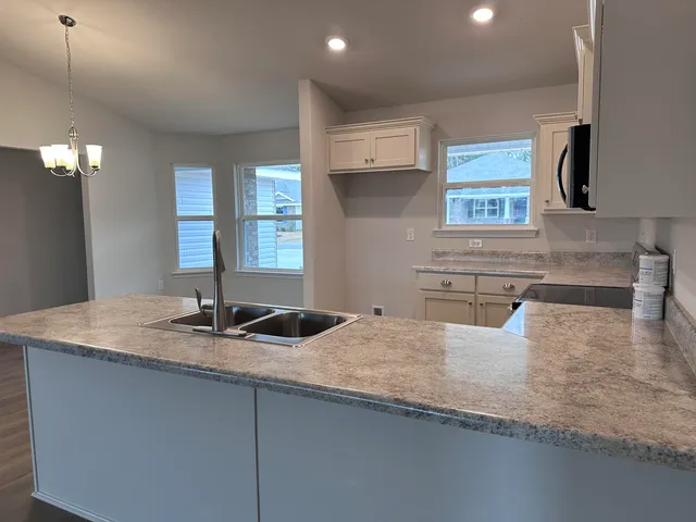 $301,200 | 6108 Buckshot Drive, Crestview, FL 32539