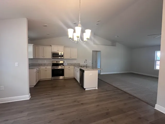 $301,200 | 6108 Buckshot Drive, Crestview, FL 32539