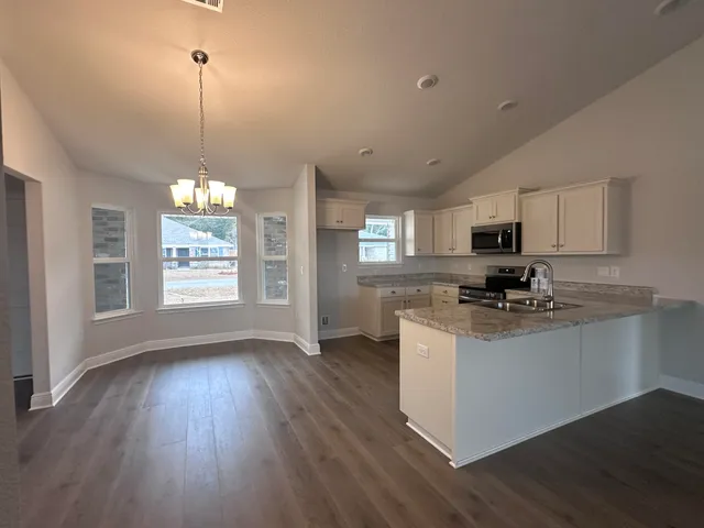 $301,200 | 6108 Buckshot Drive, Crestview, FL 32539