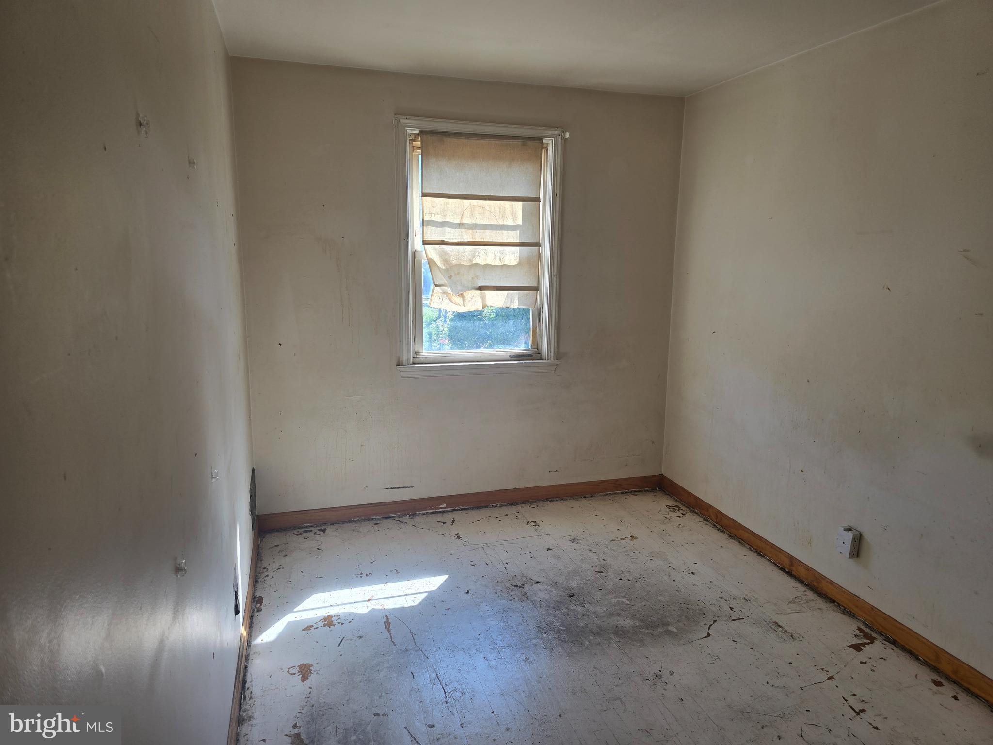 3916 2nd Street Baltimore, MD 21225 - Photo 14 of 15