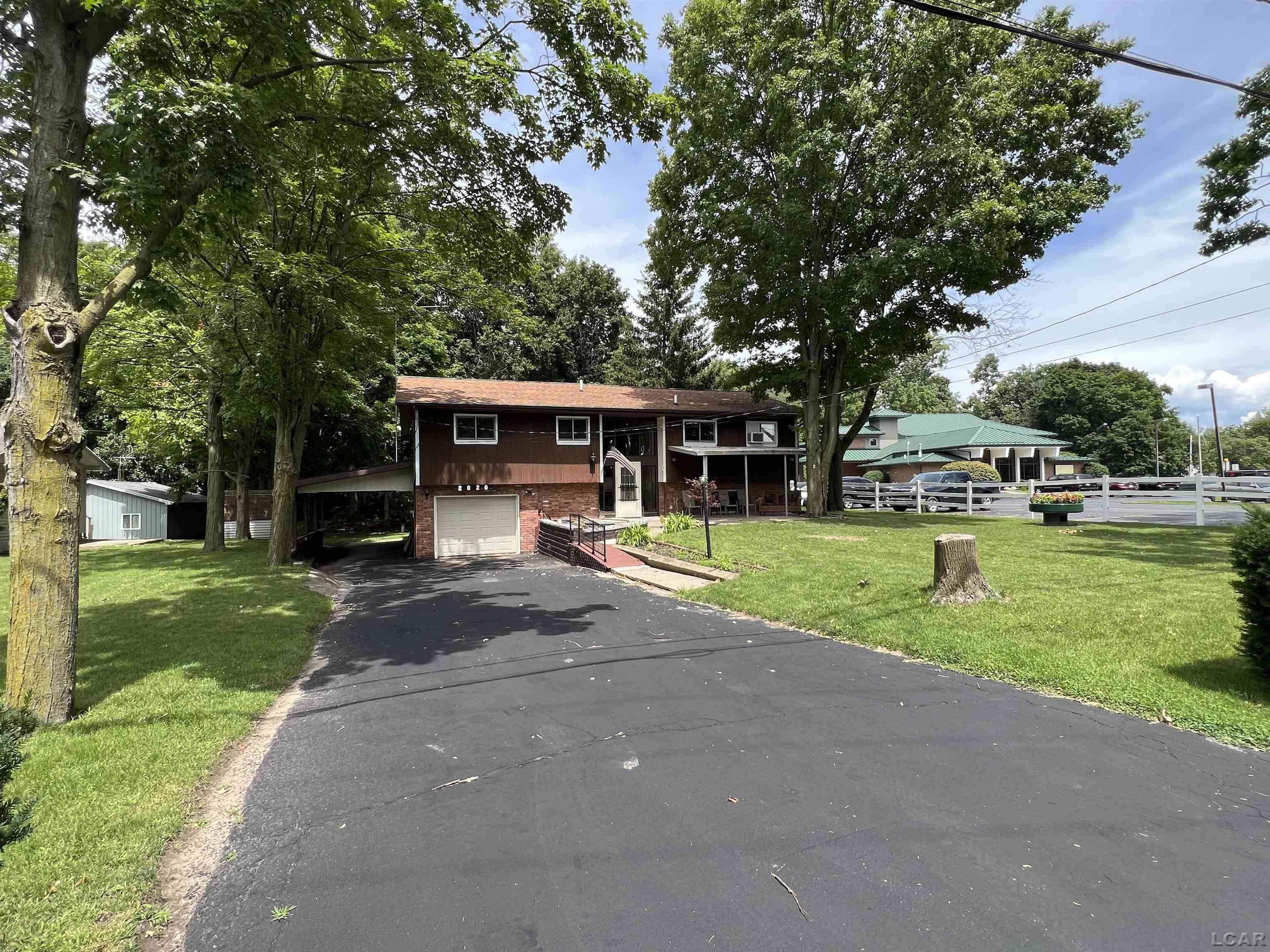 2020 Curtis Road Adrian, MI 49221 - Photo 5 of 35