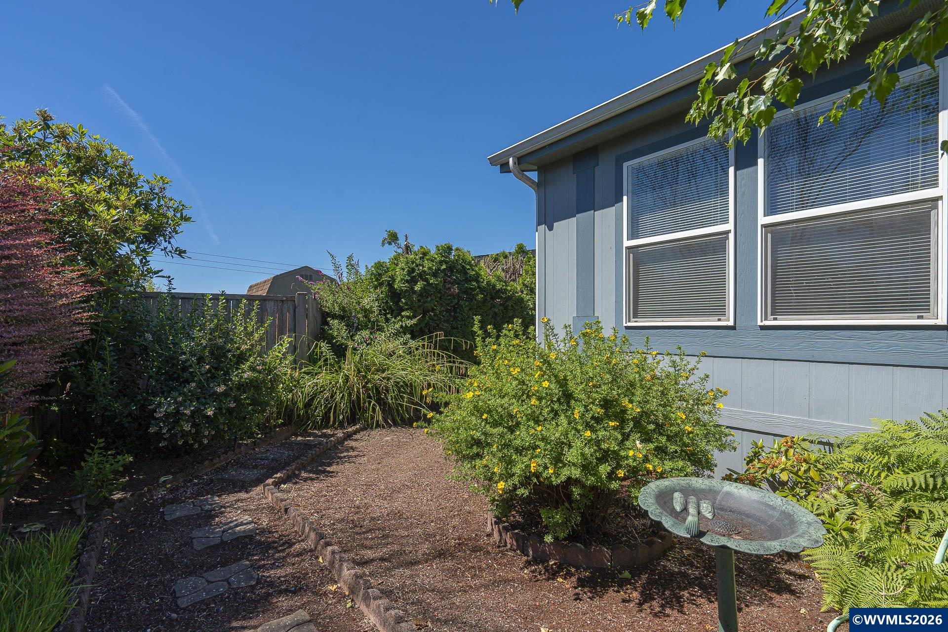 5422 Portland Road Northeast, Unit 130 Salem, OR 97305 - Photo 9 of 36