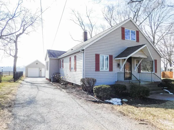 $220,000 | 3286 Highway 124, Bluffton, IN 46714