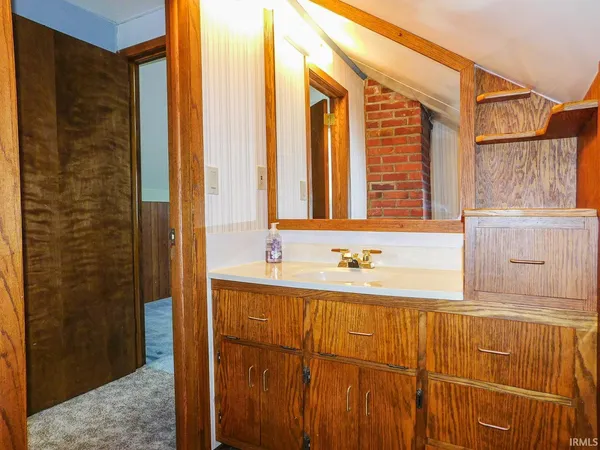 $220,000 | 3286 Highway 124, Bluffton, IN 46714