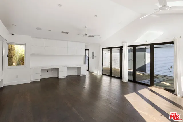 $12,500 | 4525 Melbourne Avenue, Los Angeles, CA 90027