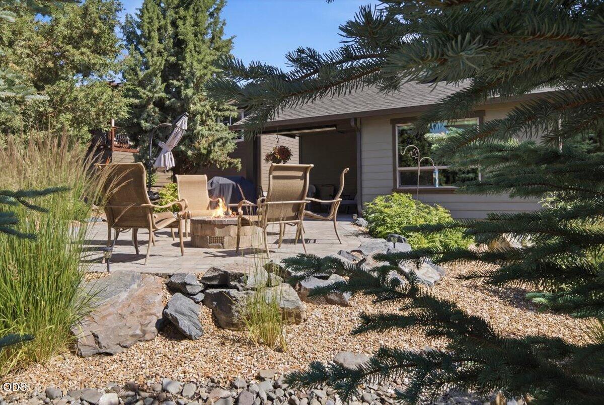 1726 Turnstone Road Redmond, OR 97756 - Photo 24 of 58