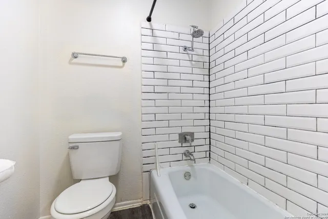 $1,100 | 6427 Wurzbach Road, Unit 24, San Antonio, TX 78240