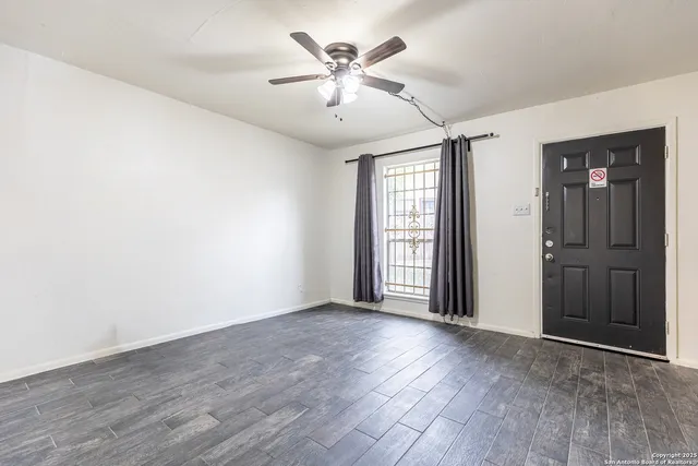 $1,100 | 6427 Wurzbach Road, Unit 24, San Antonio, TX 78240