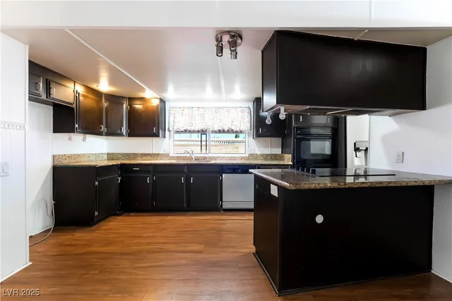 $1,620 | 4790 Fuentes Way, Las Vegas, NV 89121