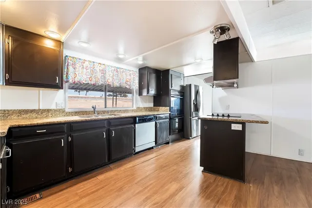 $1,620 | 4790 Fuentes Way, Las Vegas, NV 89121