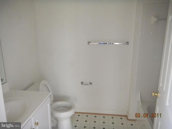 6391 Rutherford Court, Unit G Frederick, MD 21703 - Photo 5 of 10 Bath (Master)