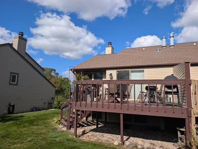 $2,000 | 607 Tamarack Drive West, West Bend, WI 53095