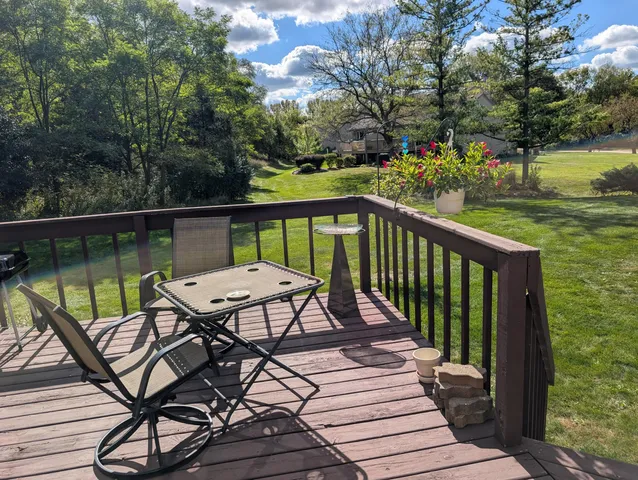 $2,000 | 607 Tamarack Drive West, West Bend, WI 53095