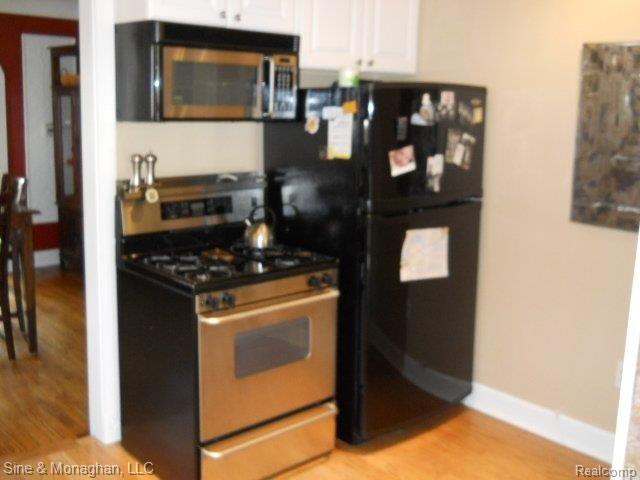 4158 Yorkshire Road Detroit, MI 48224 - Photo 6 of 17 013.JPG