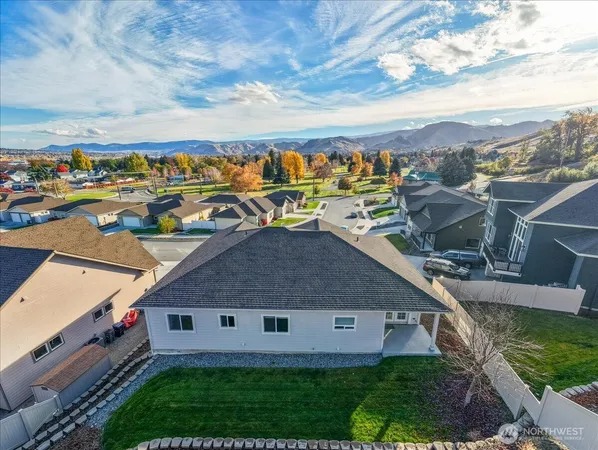 $729,000 | 2007 Westhaven, Wenatchee, WA 98801